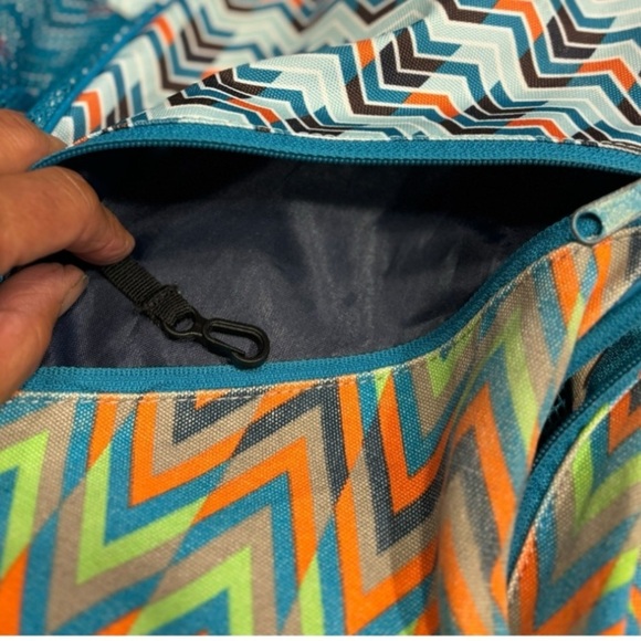 Kavu Rope Sling Bag Crossbody Hiking Bag Multi Color - Picture 8 of 13